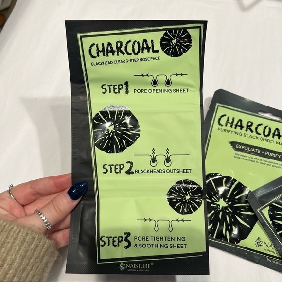 Naisture Charcoal Face Mask Bundle - Picture 4 of 5